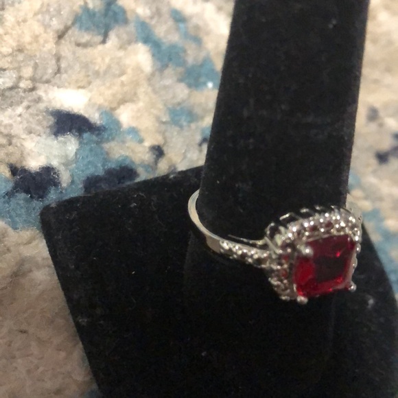 Garnet w/ White Topaz Ring - Picture 4 of 5